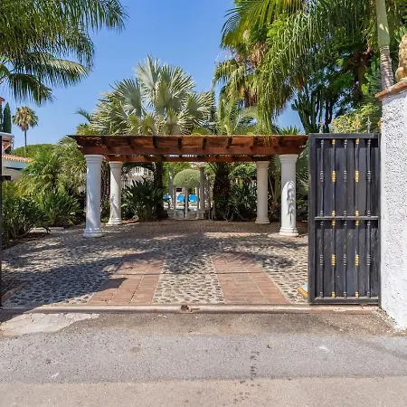 Exclusive Palmeras Puerto Banus With Heated Private Swimming Pool, Marbella, Spain * Marbella