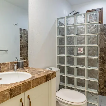 Вілла Exclusive Palmeras Puerto Banus With Heated Private Swimming Pool, Marbella, Spain *