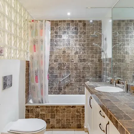 Exclusive Palmeras Puerto Banus With Heated Private Swimming Pool, Marbella, Spain * מארבלה