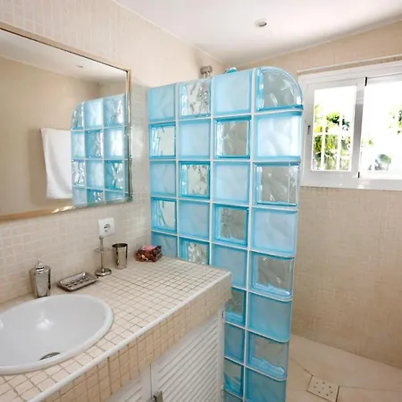 Exclusive Palmeras Puerto Banus With Heated Private Swimming Pool, Marbella, Spain Marbella