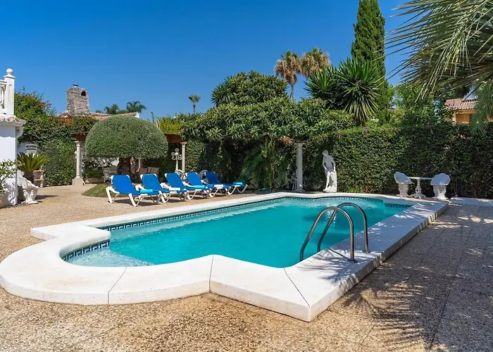 Вилла Exclusive Palmeras Puerto Banus With Heated Private Swimming Pool, Marbella, Spain Марбелья